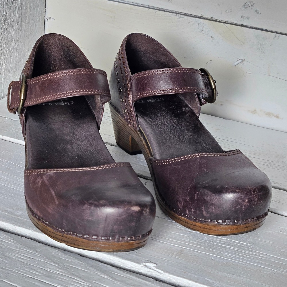 Dansko Makenna Leather Chunky Heel Buckle Mary Jane Clogs Size 37/6.5 Wine/Plum